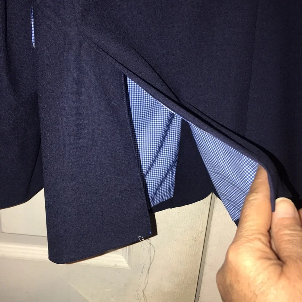 NWOT Men’s Egara Suit Jacket